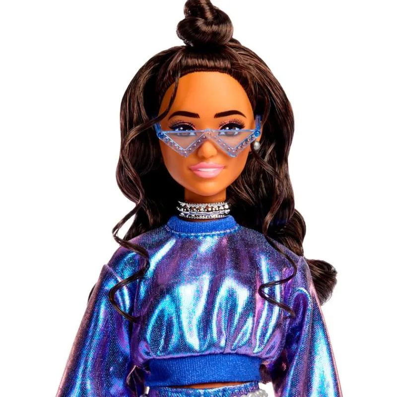 MATTEL Barbie Deluxe Style nº 7 Muñeca Morena Conjunto Azul Metalizado- Barbie Colección|Muñecas