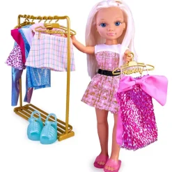 FAMOSA Nancy Vestidor de Looks- Muñecas